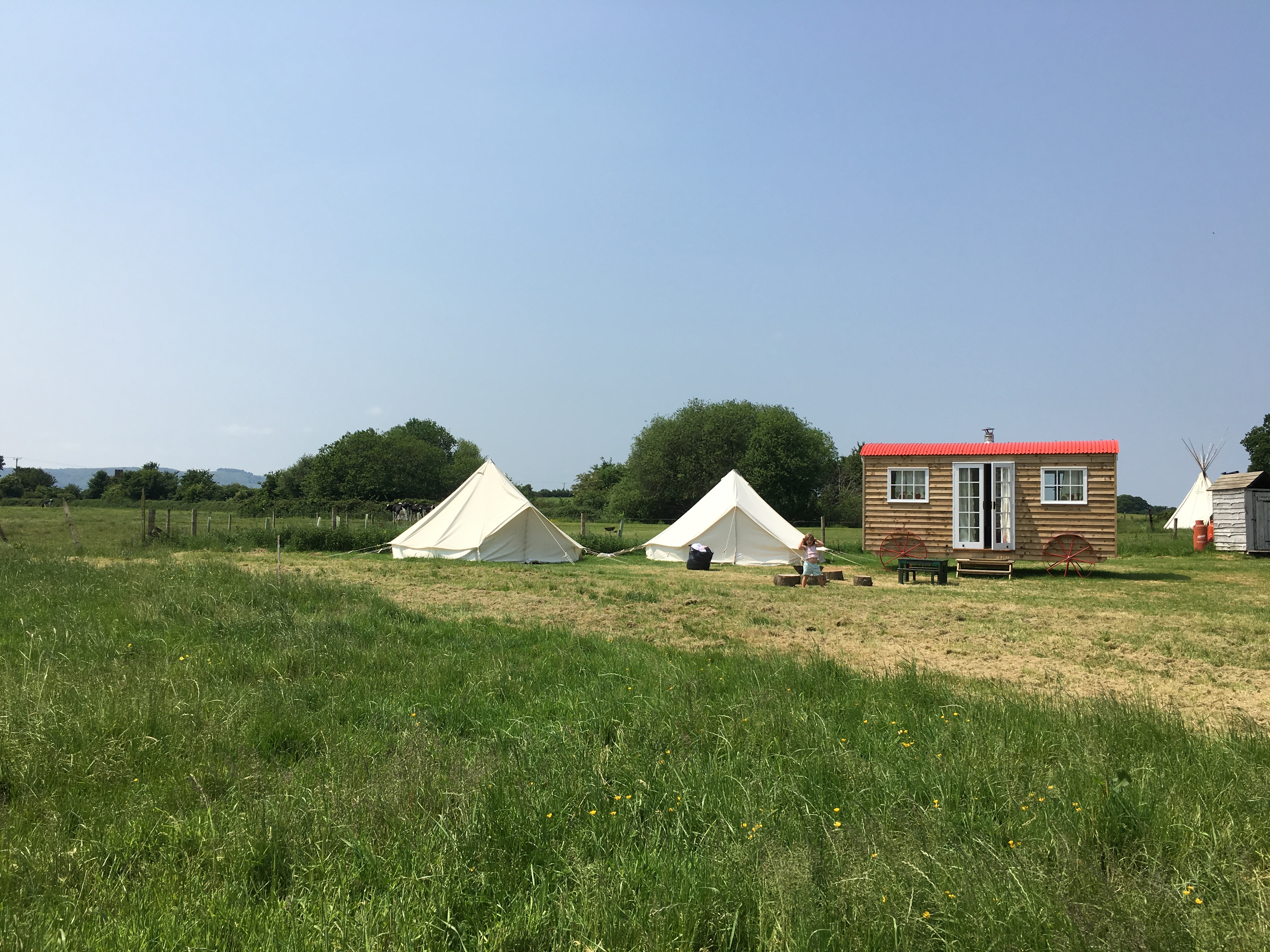 Campsite Warden and Bell tent production staff Required